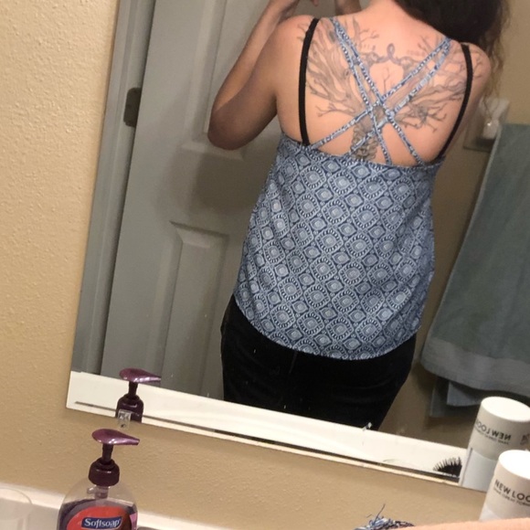 Hollister strappy back tank - Picture 6 of 6